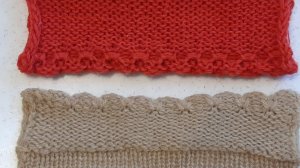 Подгиб вязаного полотна. Зубчики. Зубчатый край перегиба на изнаночном фоне. Вязание на машине.