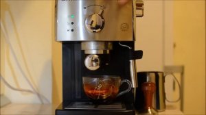 Preparare espresso & cappuccino cu Philips Saeco Poemia HD8325/79