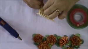 DIY/МК/ Как сделать заколку - краб с цветами канзаши из парчи