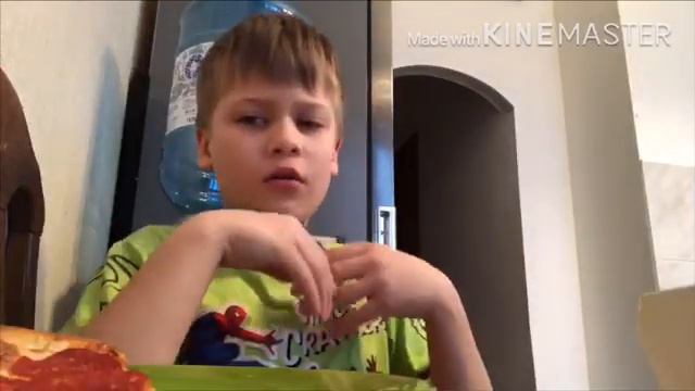 Эксперимент какая пицца вкуснее горячая или холодная и что если в пиццу добавить перец и соль смотреть онлайн