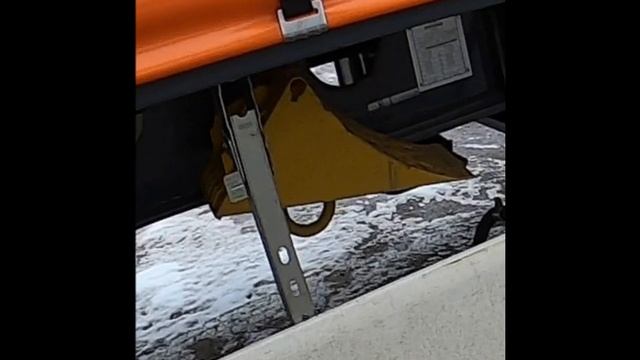 ACTROS MERCEDES-BENZ | Потерял откатник с п/прицепа! Горная местность | Первый рейс на автомате смотреть онлайн