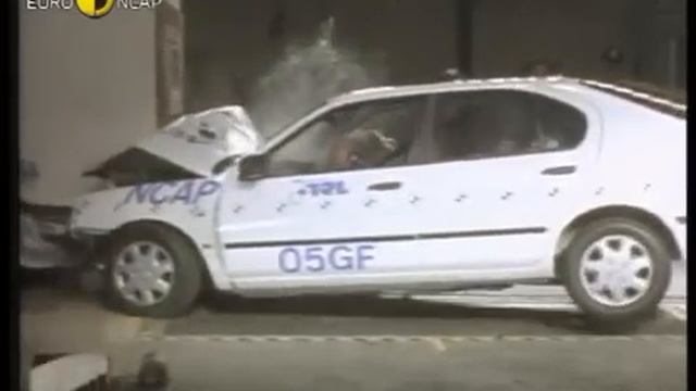 Краш-тест - Nissan Primera P11 5dr 1997 (E-NCAP) смотреть онлайн