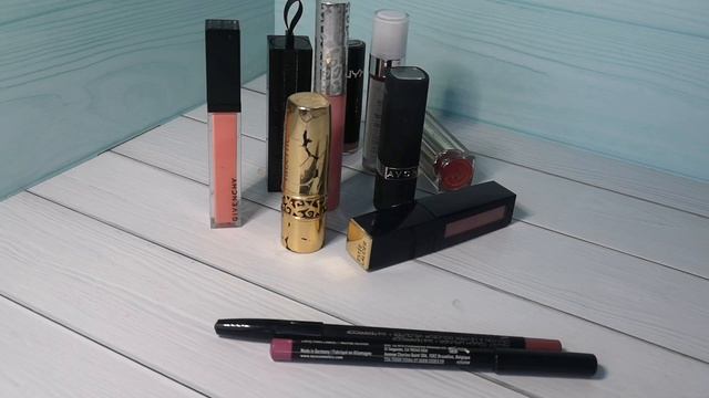 Косметичка сентября /тени, помады, Лаки для ногтей смотреть онлайн