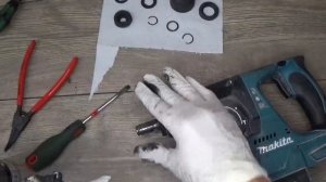 How to Clean and Maintain the Makita DHR242 SDS Chuck Mechanism: A Guide to Fixing the Mechanism