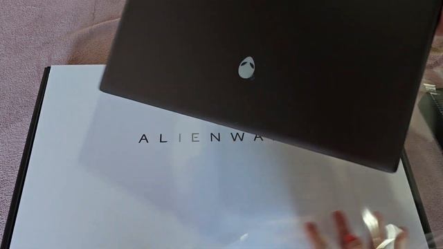 Chegou o meu Alienware M16 R1 com o i9-13900HX e a RTX 4070 смотреть онлайн
