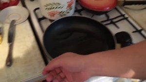 Как приготовить омлет с молоком на сковороде. Простой рецепт от Толяна!