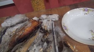 Запекаем крупного леща в соли. Нестандартное решение. Запеченный лещ. Эксперимент с рыбой.