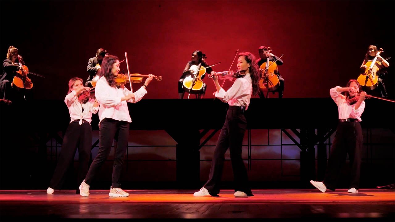 Музыканты играют и танцуют. Уникальная шоу-программа «NON classica» в театре «Астана Балет»