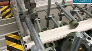 Процесс окутывания экошпоном профильных деталей