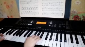 Ой на гори два дубкы. Украинская народная песня. Играем на синтезаторе.