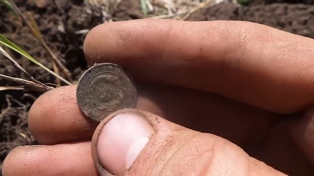 ВОТ ЭТО НАХОДКИ С МЕТАЛЛОИСКАТЕЛЕМ В УРОЧИЩЕ! ВЫКОПАЛ МЕЧТУ КЛАДОИСКАТЕЛЯ КОП МОНЕТ ПОИСК ПО СТАРИН