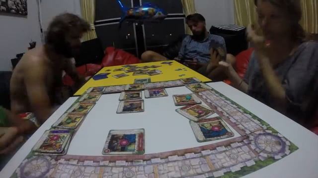 Настольная игра Королевский двор смотреть онлайн