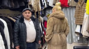СТИЛЬНЫЕ И МОДНЫЕ ШУБЫ  В САЛОНЕ "ДОМ МЕХА У РОМЫ "