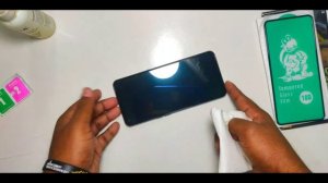 Oppo Reno 7 5G как правильно без пузырьков наклеить закаленное защитное стекло на смартфон ОППО