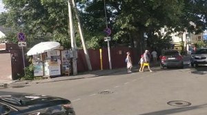 Ул Цветочная в Адлере - развитый туристический район. Сентябрь 2022.