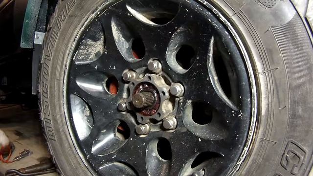 Паджеро 2 замена муфты свободного хода (часть 1)