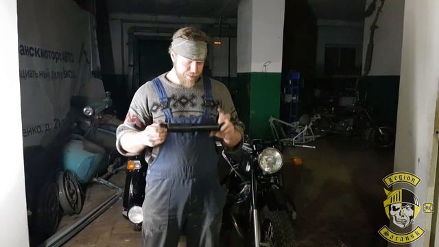 История одного Урала. Выпуск 3. Покраска, амортизаторы, карбюраторы смотреть онлайн