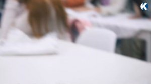 Как устроена профессия дизайнера одежды!