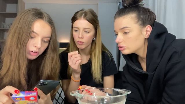 Попалось тухлое яйцо Bean Boozled смотреть онлайн