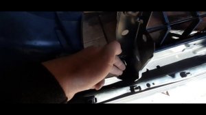 Как правильно вырезать отверстия противотуманки  и омыватели фар пассат б3