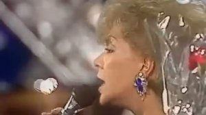 Эдита Пьеха - И будет вечер белым, белым...