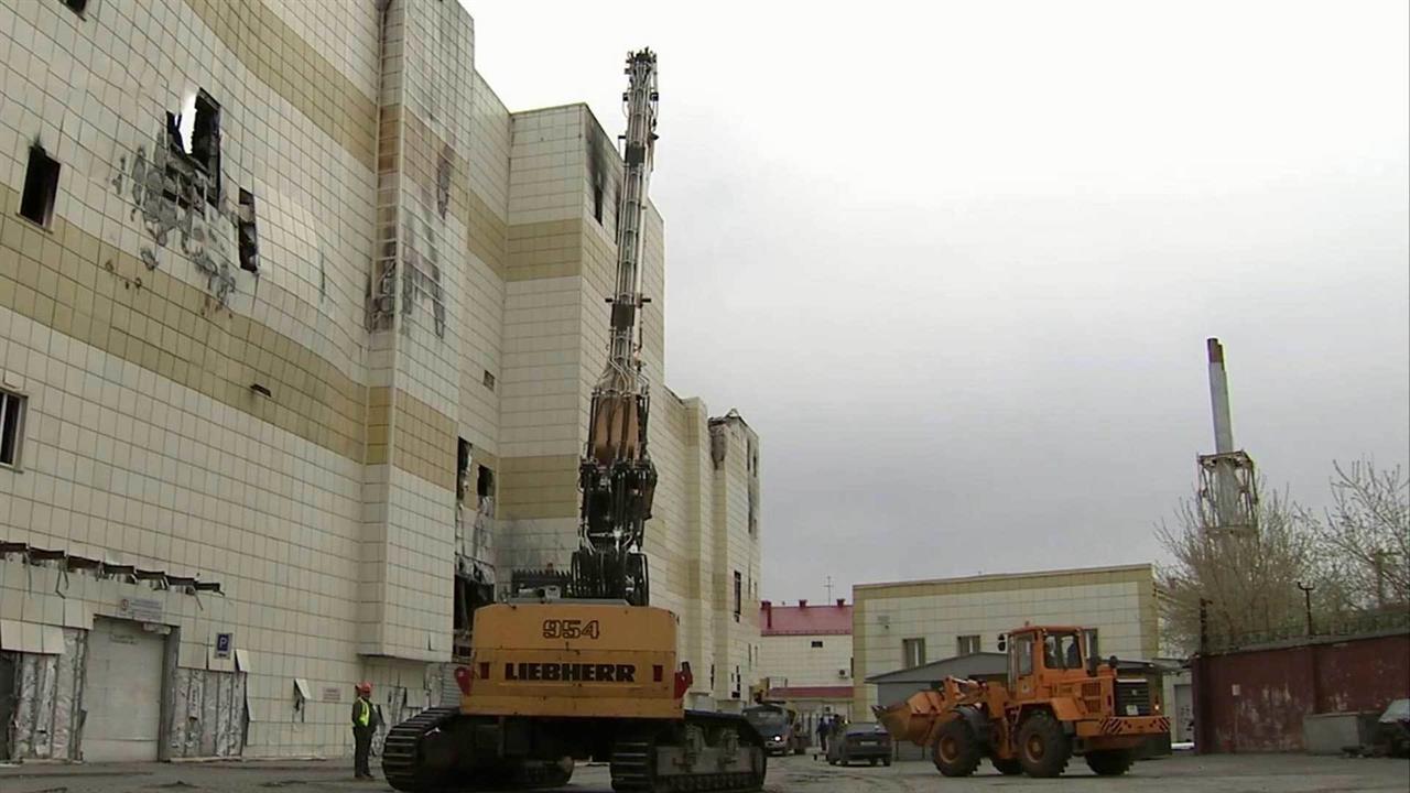 В каком году снимали зимнюю вишню. В каком году снимали зимнюю вишню
