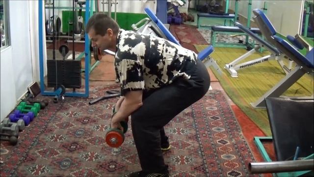 Махи гантелями в наклоне. Вариант №2 смотреть онлайн