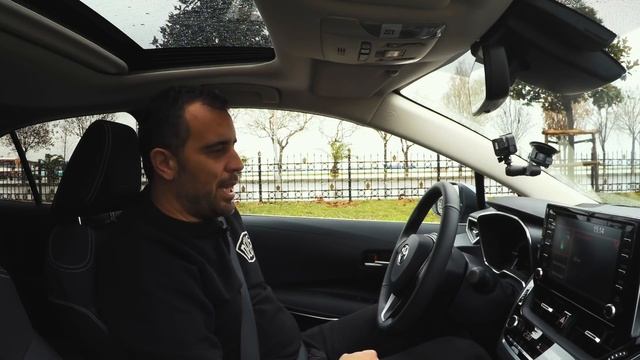 Yeni Toyota Corolla Hybrid test sürüşü 2019 | Türkiye'de ilk test смотреть онлайн