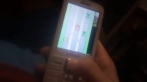 Гонки F1 игра на кнопочном телефоне