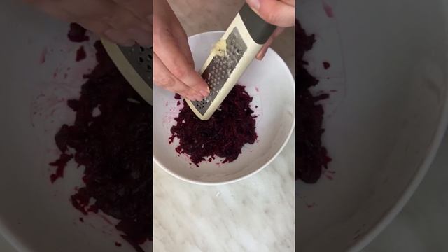 Не переплачиваем в магазине!!!! , готовим салат из свеклы дома за 1 минуту
