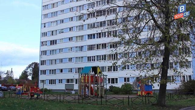 Проверка состояния дворовых территорий в рамках месячника по благоустройству в Сестрорецке смотреть онлайн