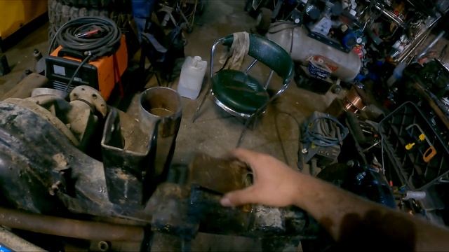 Техничка. Установка ЗДТ и подключение двух новых акб через УРА смотреть онлайн