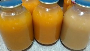 Заканчиваются абрикосы, начинаются персики и помидоры.