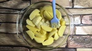 Сочная куриная грудка с картофелем в духовке