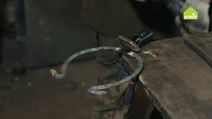 Ухват для горшка из старых вил