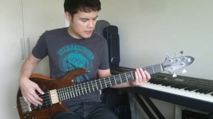 Xotic XB 5 (Walnut) - www.bassfreq.com.sg