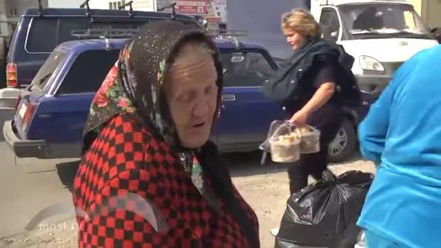 Отравила грибами всю семью в Липецке. Виновница несчастья собирается в лес после реанимации смотреть онлайн