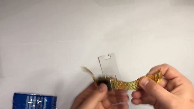 Відео огляд_ Годинник наручний класичний_ Casio. Колір золото