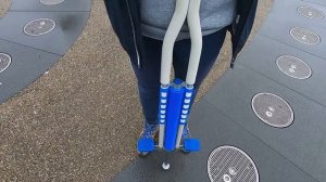 КАК НАЧАТЬ ПРЫГАТЬ НА POGO STICK