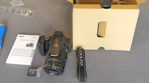 Nikon Coolpix P900 unboxing and size comparison