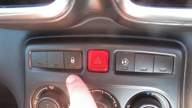 CITROEN C3 PICASSO VTR+ 1.6 DHi MANUAL смотреть онлайн