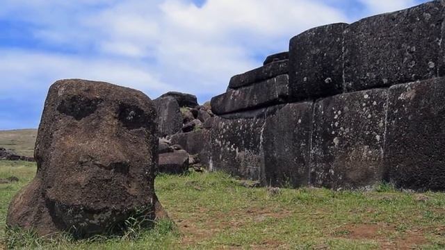 НЕ остров ПАСХИ | Что скрывают каменные истуканы? смотреть онлайн