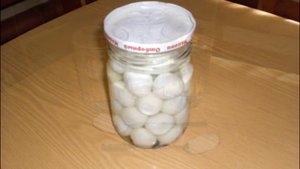 Маринованные перепелиные яйца.