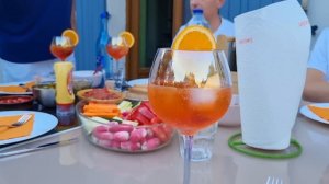 День Рождения русской подруги в Провансе. Французы к такому не привыкли. Жизнь во Франции