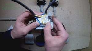 Схема подключения  двухклавишного проходного и перекрёстного переключателя с двух и более мест.