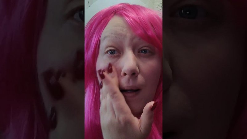 Асмр макияж пальцами #асмр #жвачка #макияж #асмржвачка #чавканье