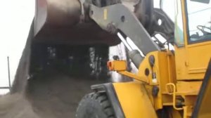 Volvo L220 (2007) Вольво погрузчик