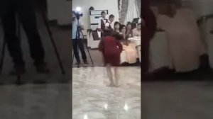 Пьяная узбечка