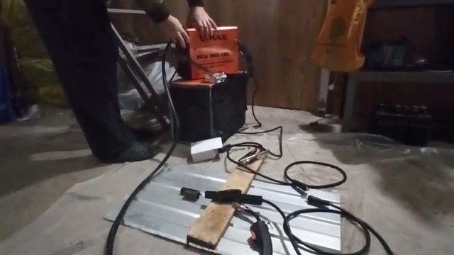 Сварка полуавтомат Omax MIG-185 + чайник смотреть онлайн