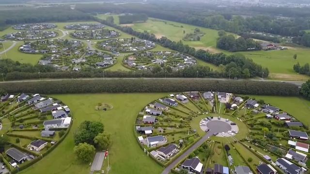 Brøndby Garden City - город сад с нестандартной планировкой участков